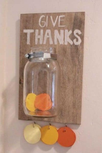 Give thanks jar - a fun Thanksgiving Tradition Idea