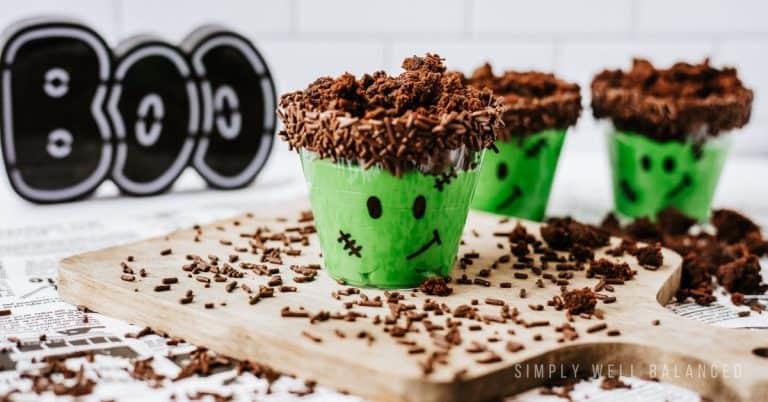 No-Bake Frankenstein Dessert Cups