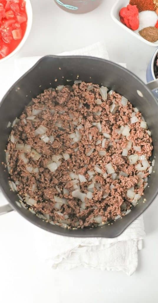 Ground beef and onions for taco soup.